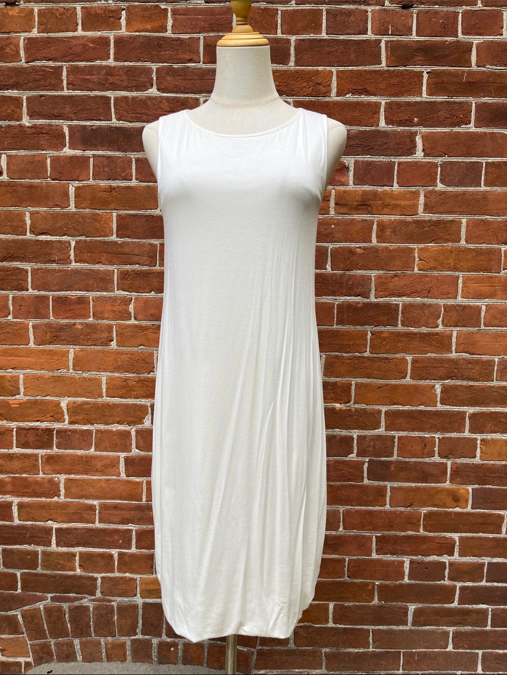 Sarah Pacini Cream Sleeveless Midi Dress